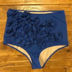 Kortni Jeane 3D Flower Bottoms Large